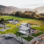 Na Kameni